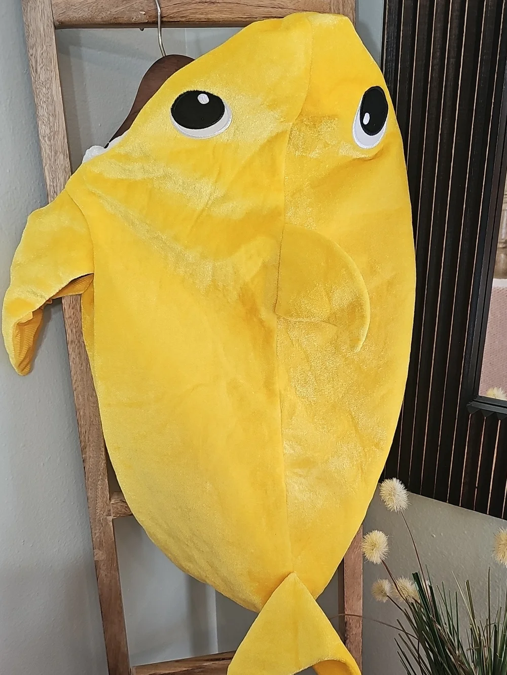 Pink Fong Baby Shark Kids Halloween Costume Cosplay Yellow Shark Dress Up